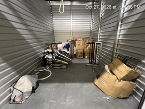 10 x 15 unit in Wake Forest