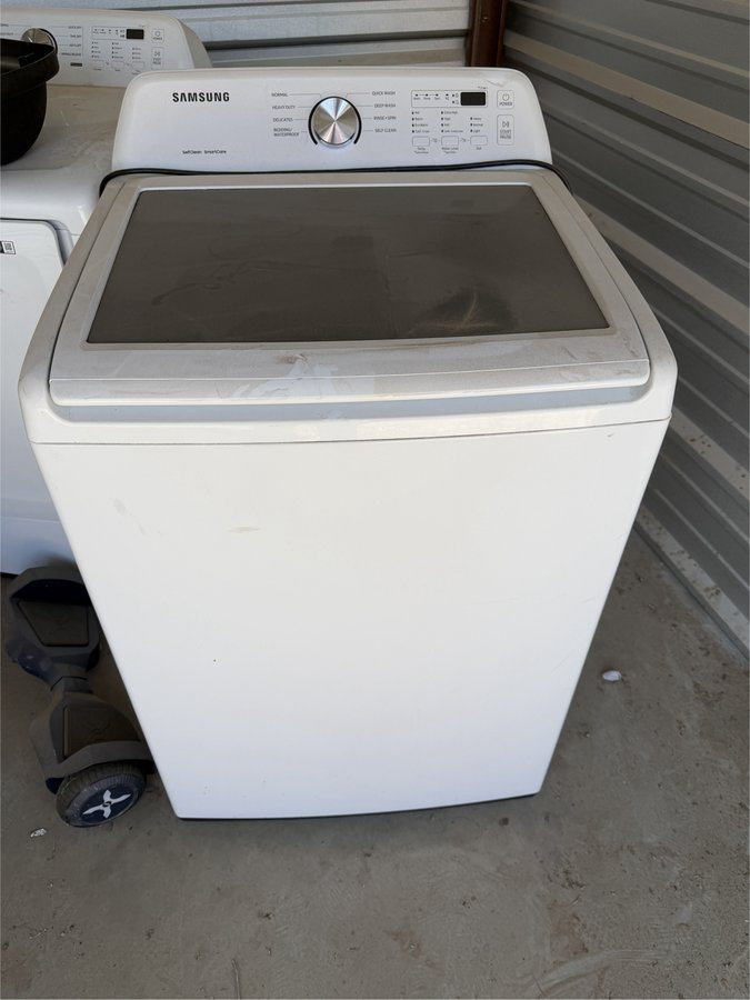 10 x 10 storage unit in Las Cruces, NM