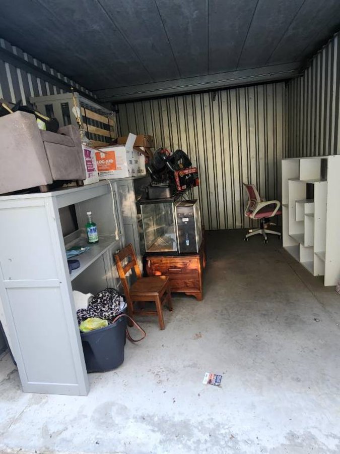 10 x 15 storage unit in Newport News, VA
