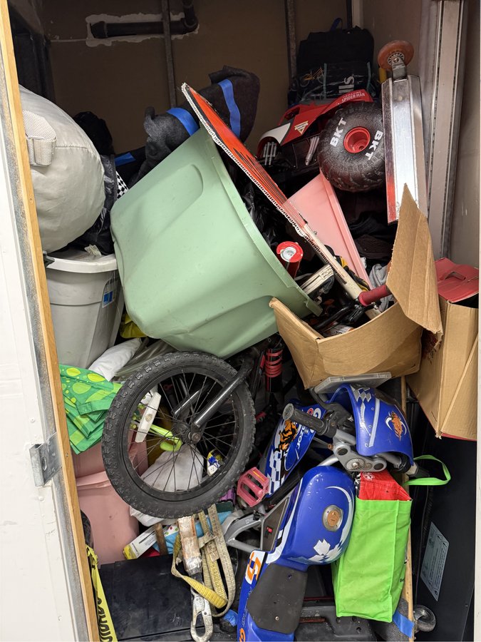 5 x 5 storage unit in San Francisco, CA