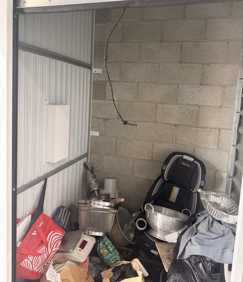 5 x 5 storage unit in Harbor City, CA