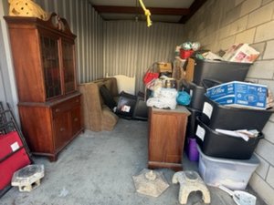 10 x 15 unit in Goldsboro