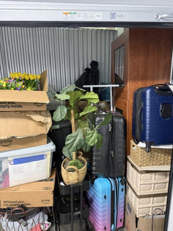 10 x 8 storage unit in Hempstead, NY
