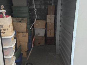 5 x 10 unit in Manteca