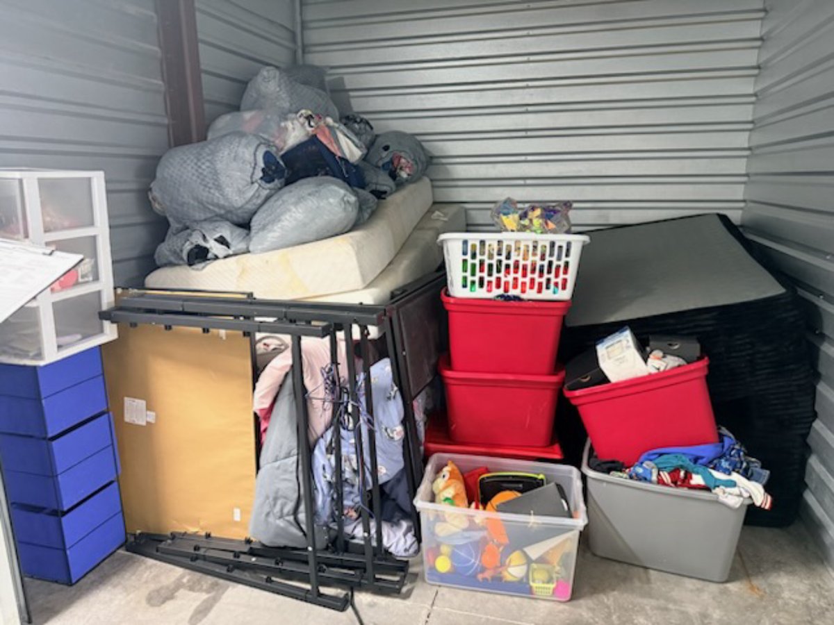 10 x 10 storage unit in North Las Vegas, NV