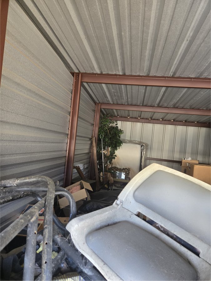 10 x 20 storage unit in Fayetteville, NC