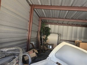 10 x 20 unit in Fayetteville