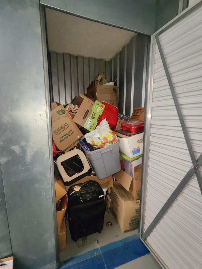 5 x 6 storage unit in Lakewood, OH