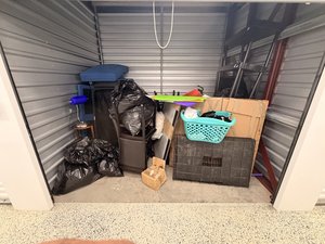 10 x 7 unit in Durham