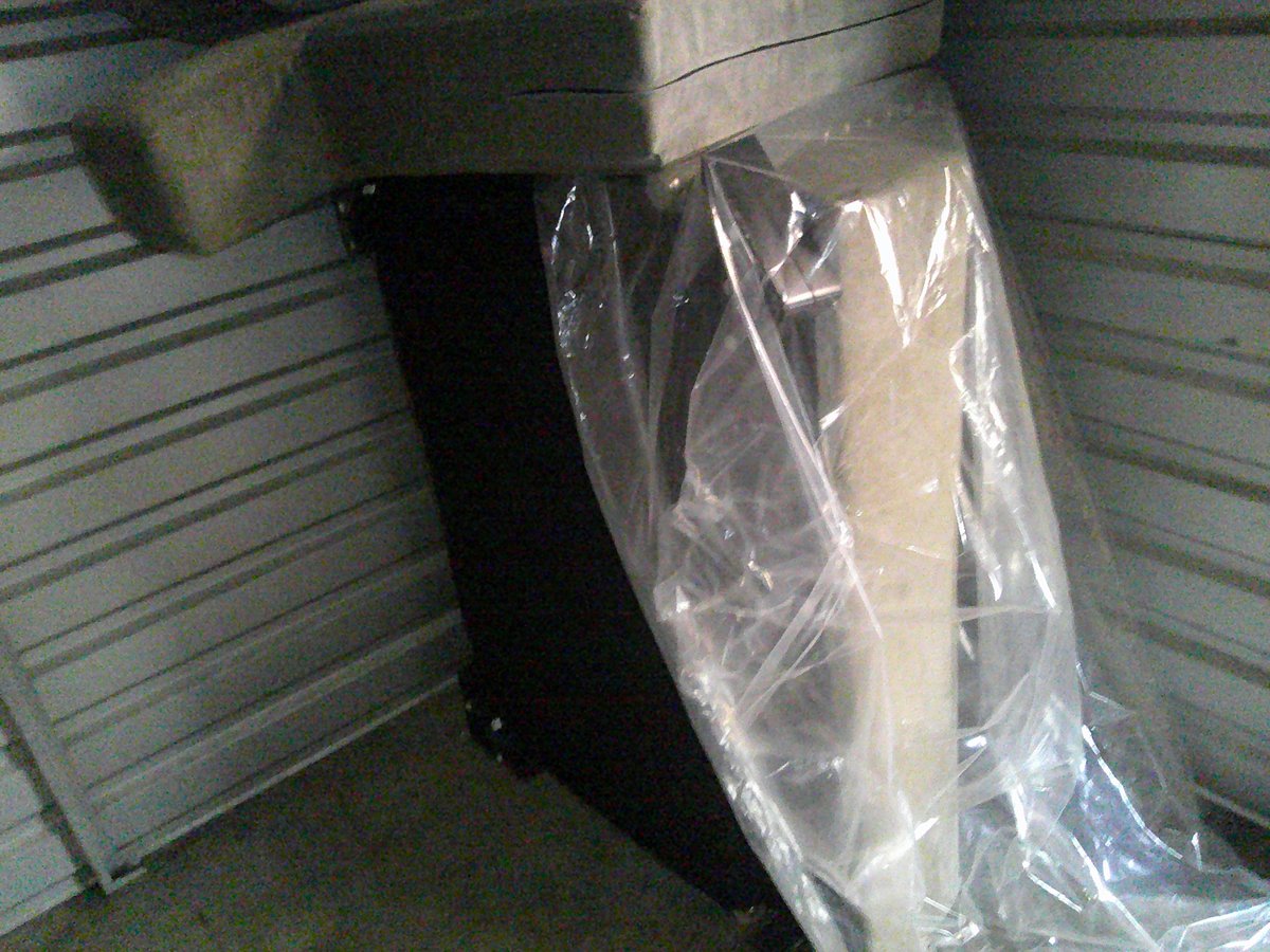 10 x 10 storage unit in Laurel, MD