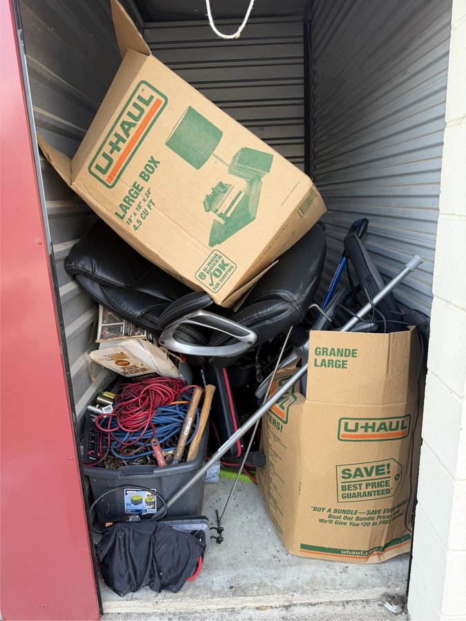 5 x 10 storage unit in Austin, TX