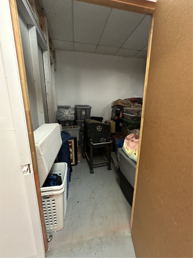 9 x 10 storage unit in Gainesville, FL