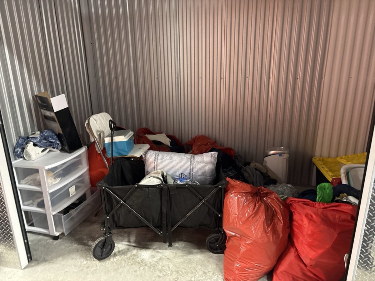 10 x 5 storage unit in Fort Lee, NJ