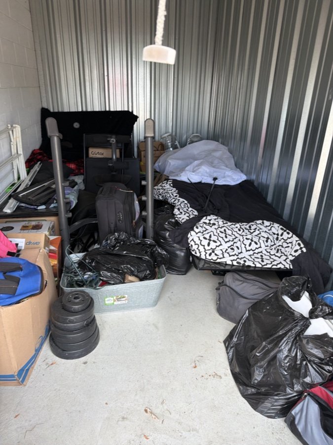 7 x 14 storage unit in Burton                   , MI