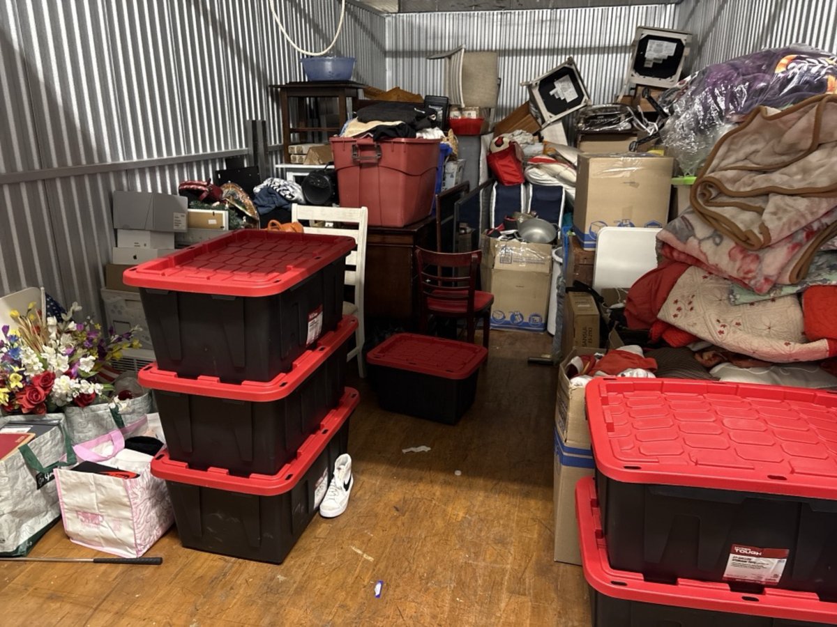 10 x 20 storage unit in Wallington, NJ