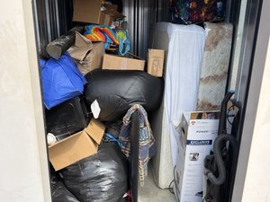 5 x 10 unit in Burton                   