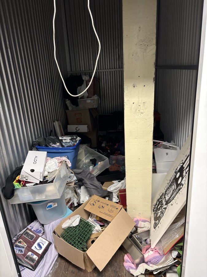 5 x 10 storage unit in Wallington, NJ