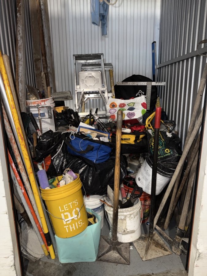 5 x 5 storage unit in Wallington, NJ