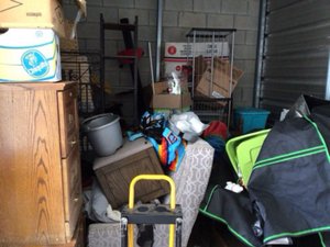 10 x 10 storage unit in Columbus, OH