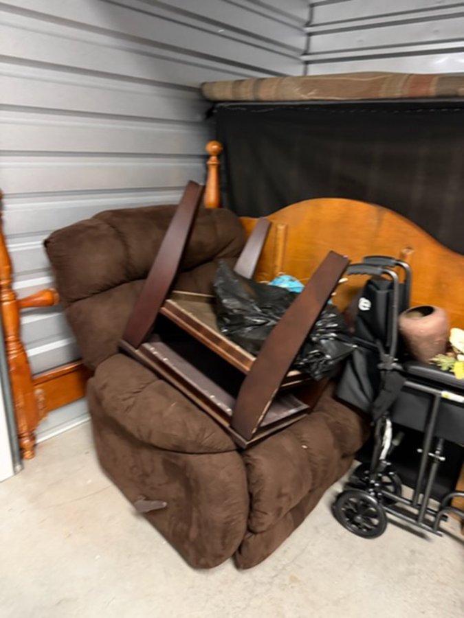5 x 12 storage unit in Virginia Beach, VA