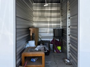 5 x 10 unit in Grand Forks