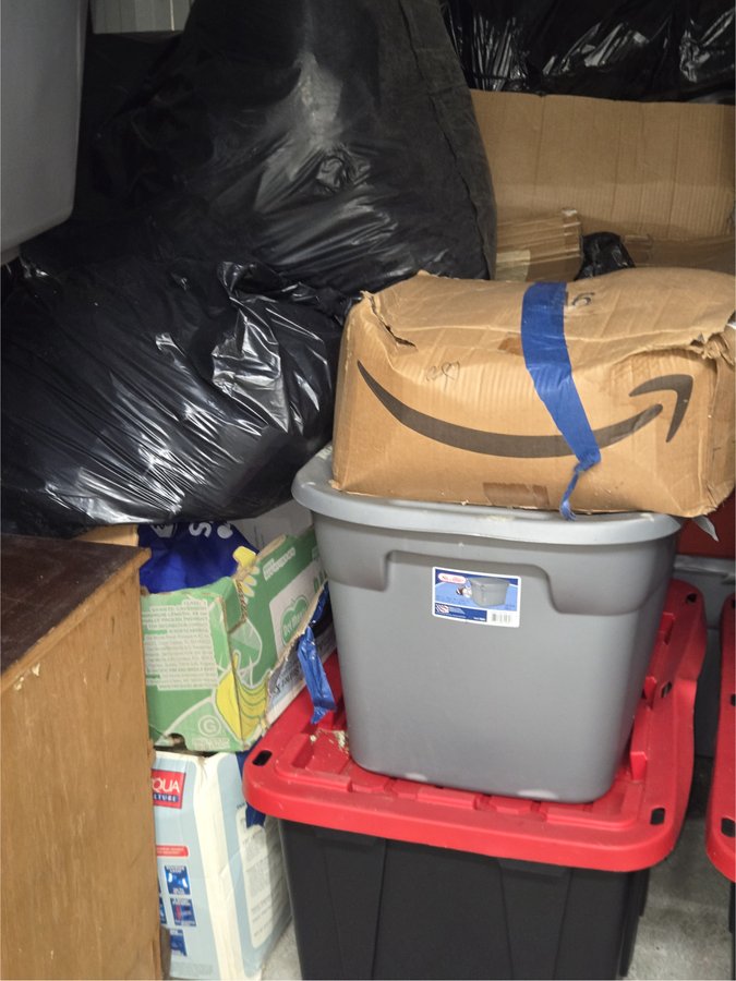 10 x 10 storage unit in Orange, NJ
