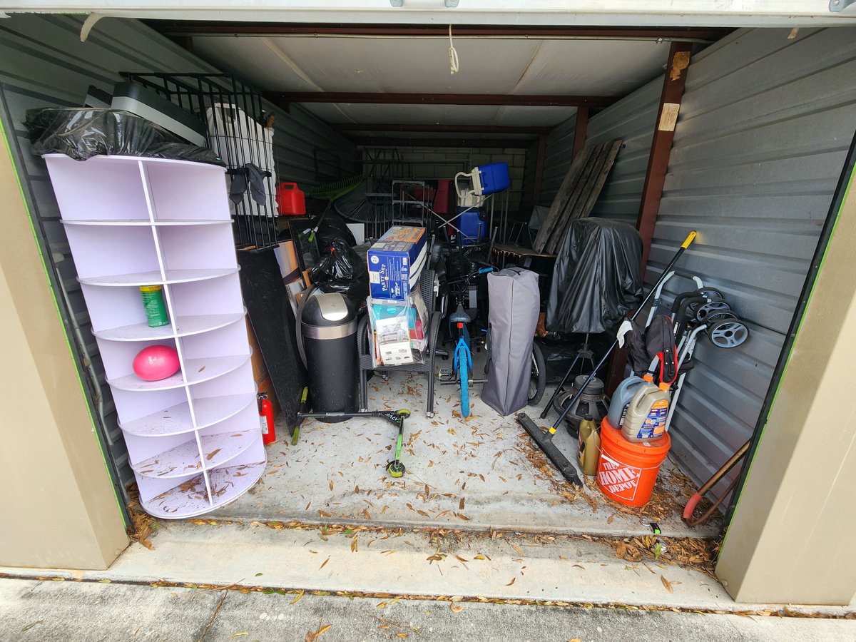 20 x 20 storage unit in Port St Lucie, FL