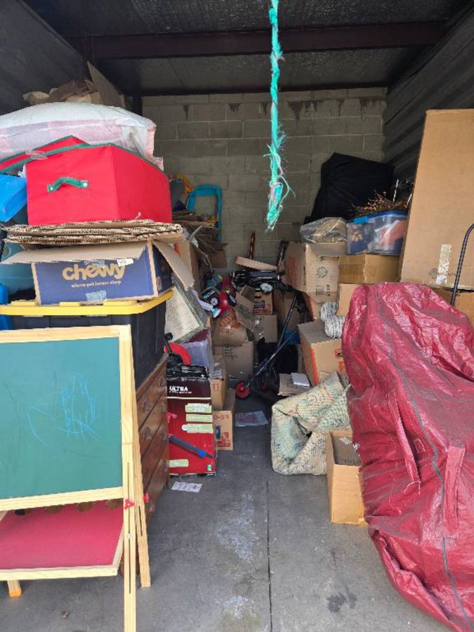10 x 15 storage unit in Taylorsville, UT