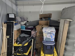 10 x 8 unit in Charlotte