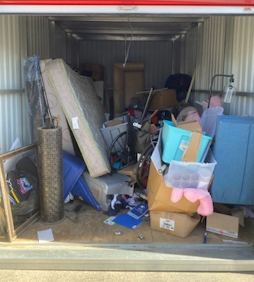 10 x 20 storage unit in Victorville, CA