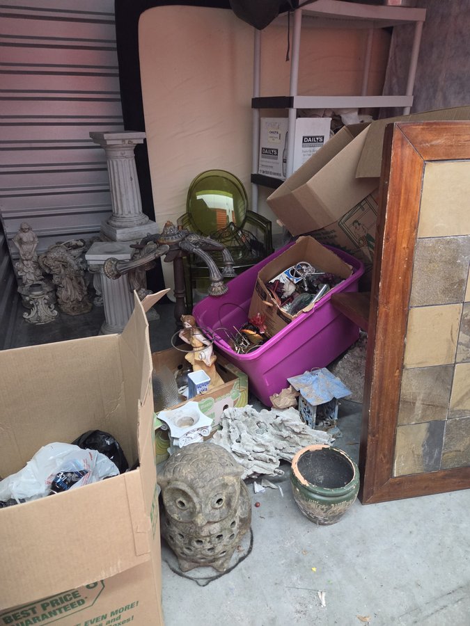 10 x 10 storage unit in Orange City, FL