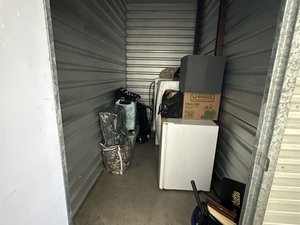5 x 10 unit in Ocala
