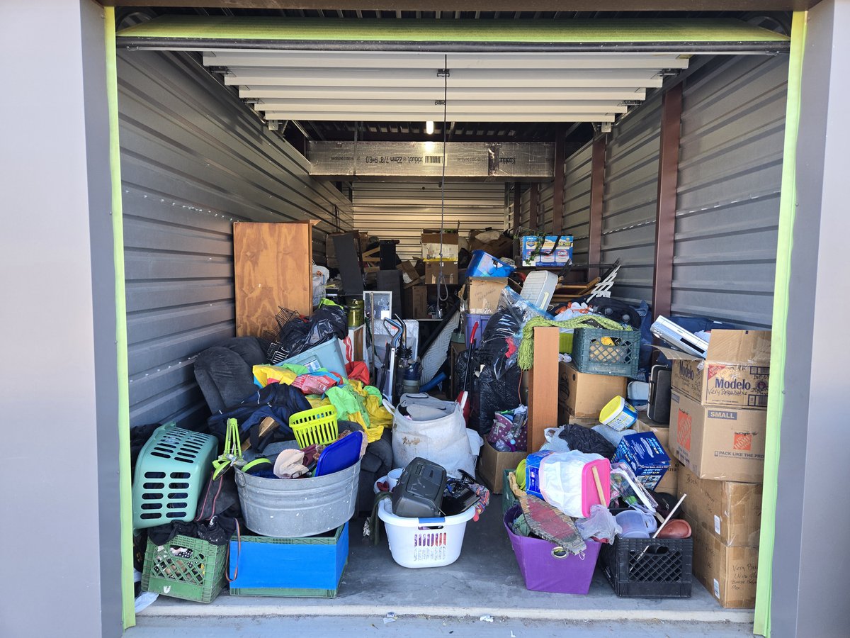 10 x 30 storage unit in Tucson, AZ