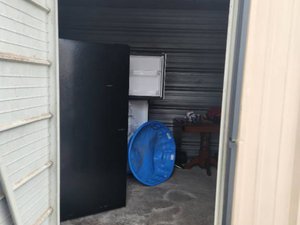 10 x 10 unit in San Benito