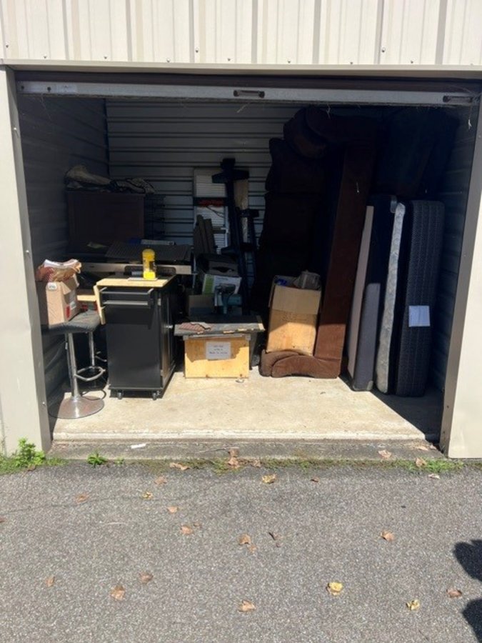 10 x 10 storage unit in Kirkwood, NY