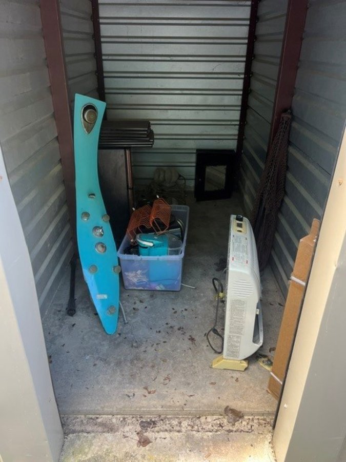5 x 10 storage unit in Kirkwood, NY