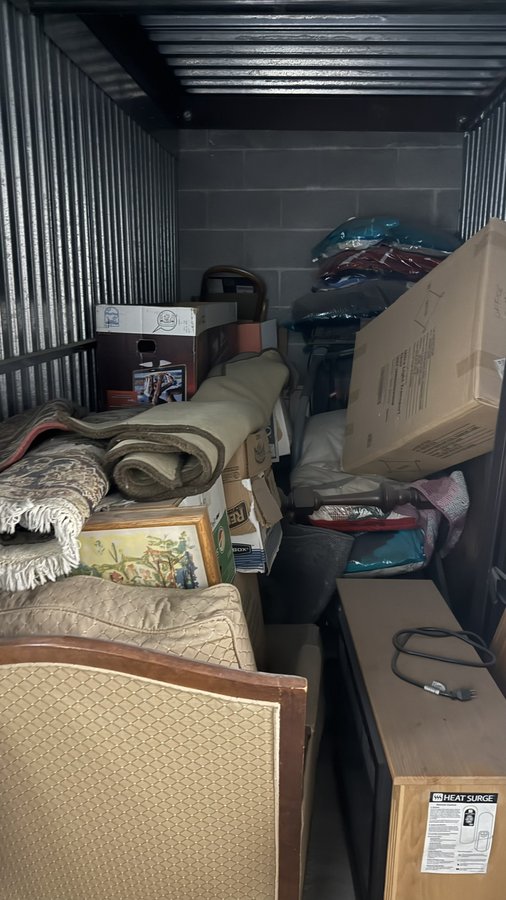 5 x 9 storage unit in Phoenix, AZ