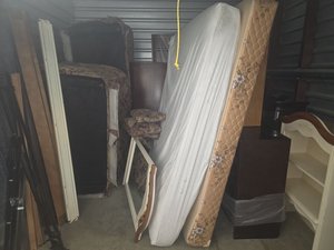 10 x 10 unit in Livermore