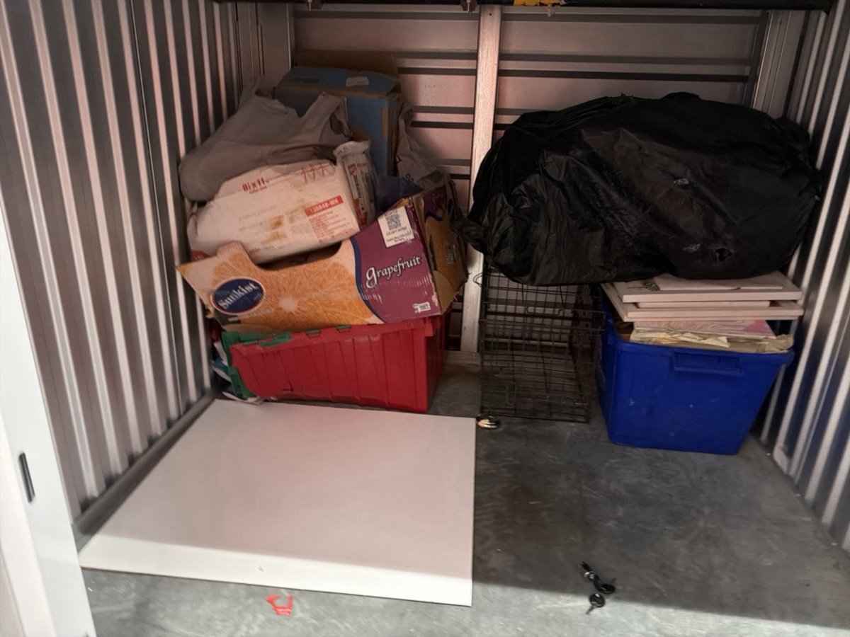 5 x 5 storage unit in Pittsburg, CA