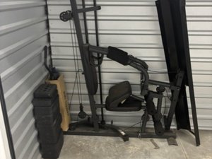 10 x 5 unit in Cleveland