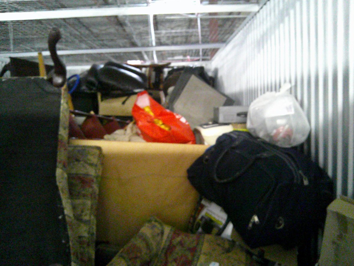 10 x 20 storage unit in Laurel, MD