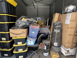 10 x 15 storage unit in Eastvale, CA