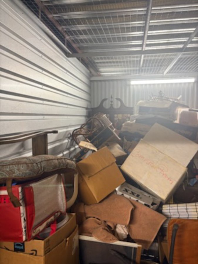 10 x 15 storage unit in Kenmore, NY