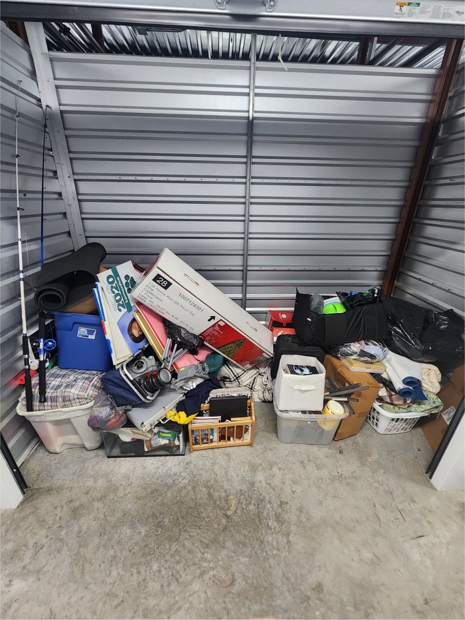 10 x 5 storage unit in Coral Springs, FL