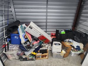10 x 5 storage unit in Coral Springs, FL