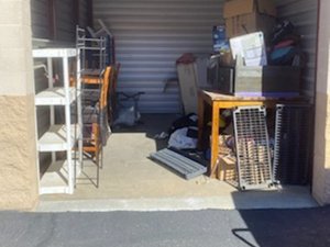 10 x 15 unit in Victorville