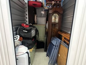 5 x 7 unit in Hudson
