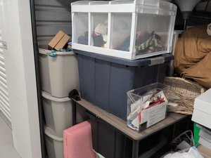 10 x 10 unit in Taylor