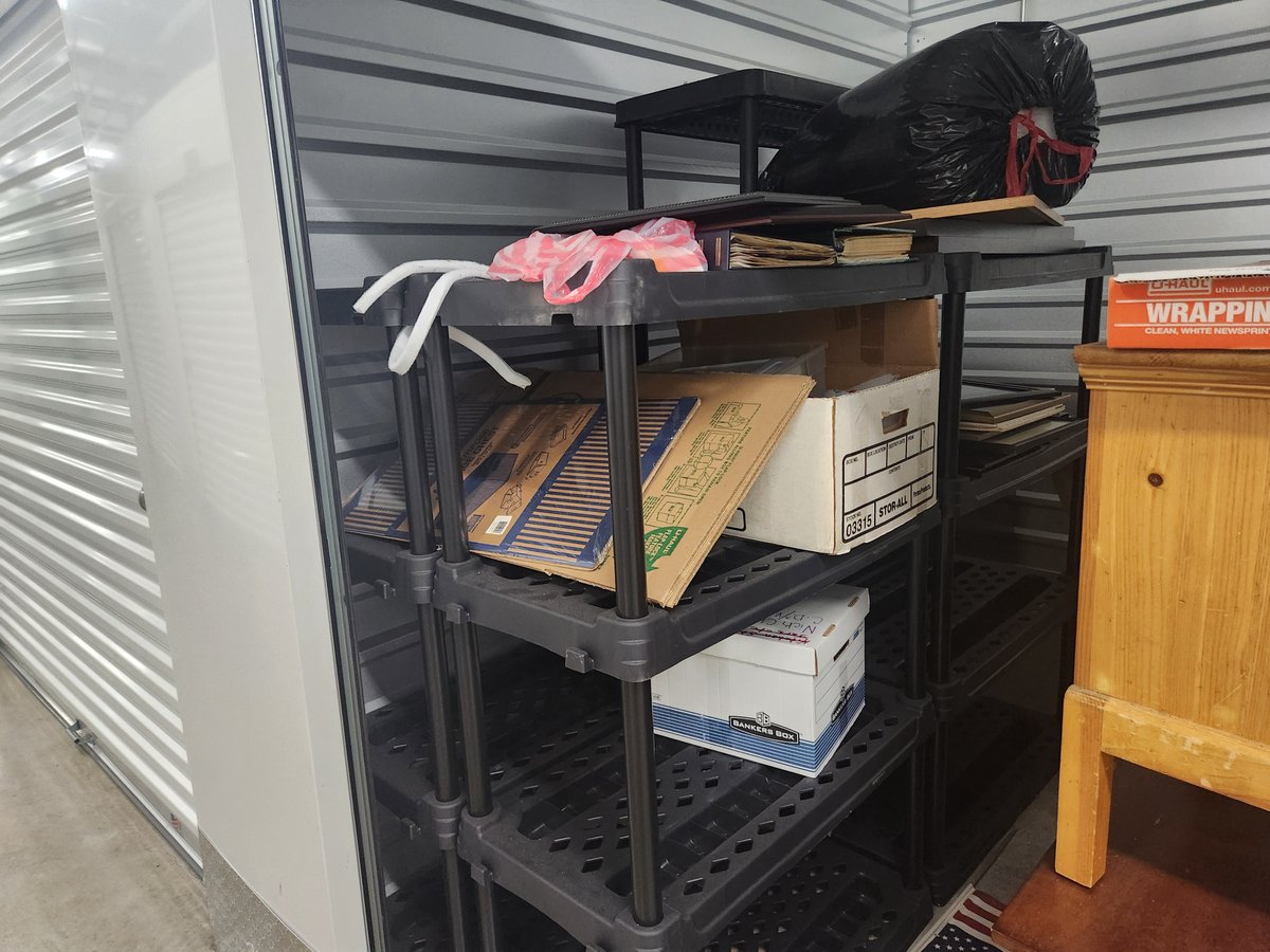 10 x 10 storage unit in Acworth, GA