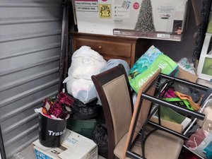 10 x 10 unit in Taylor